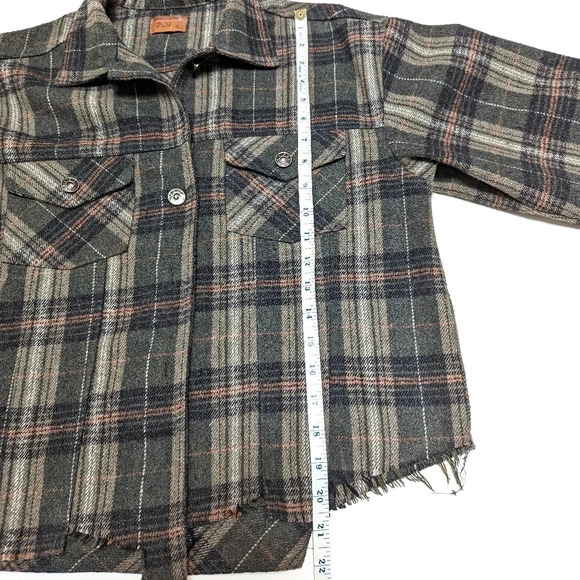 Pol Plaid Cropped Shacket Shirt Jacket Small Green - Picture 9 of 9